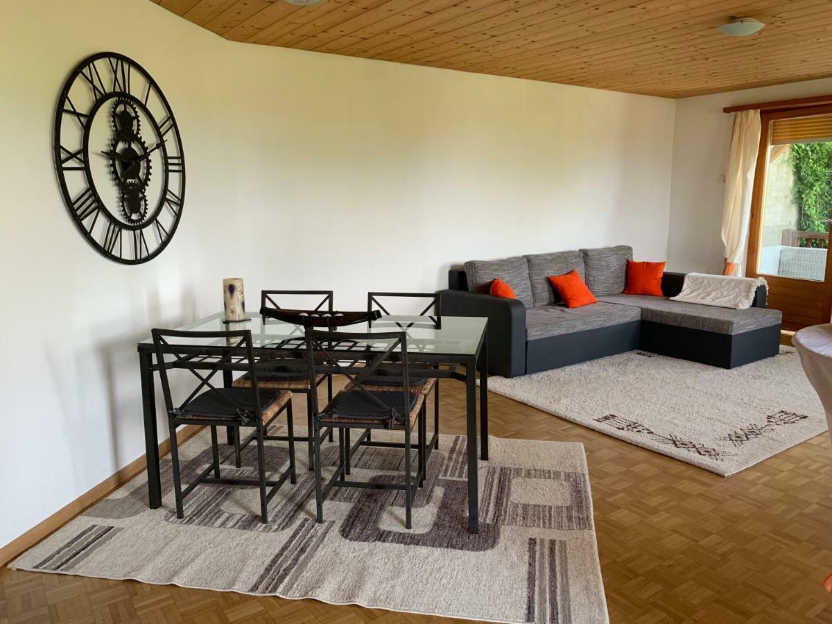 Bed&Breakfast Region Murtensee Münchenwiler Exterior foto